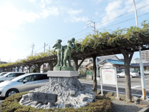 静岡県藤枝市　健康福祉部国民年金課国民年金課係　写真１